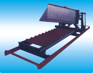 电动单侧犁式卸料器